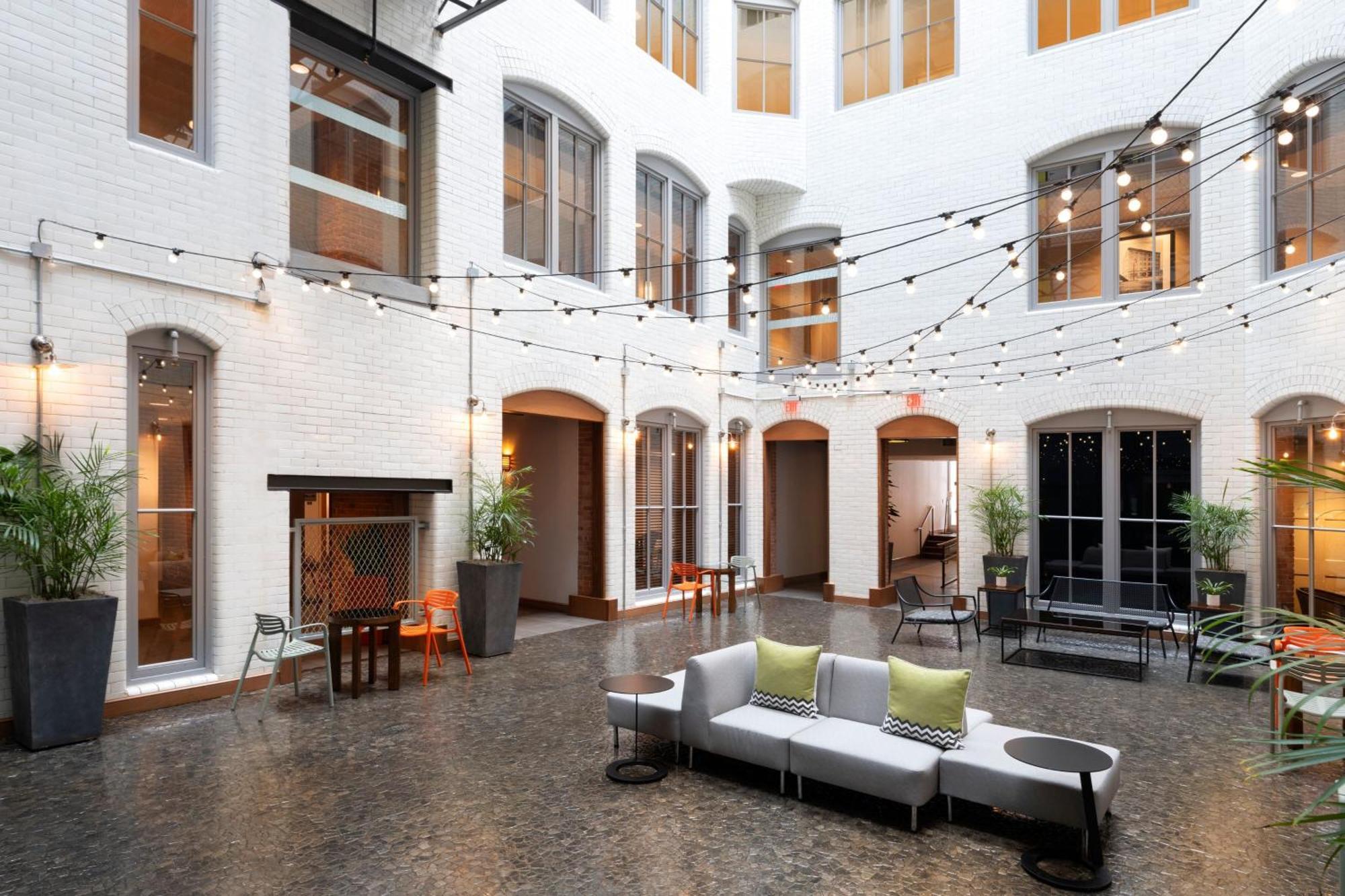 Residence Inn By Marriott Boston Downtown Seaport Bagian luar foto