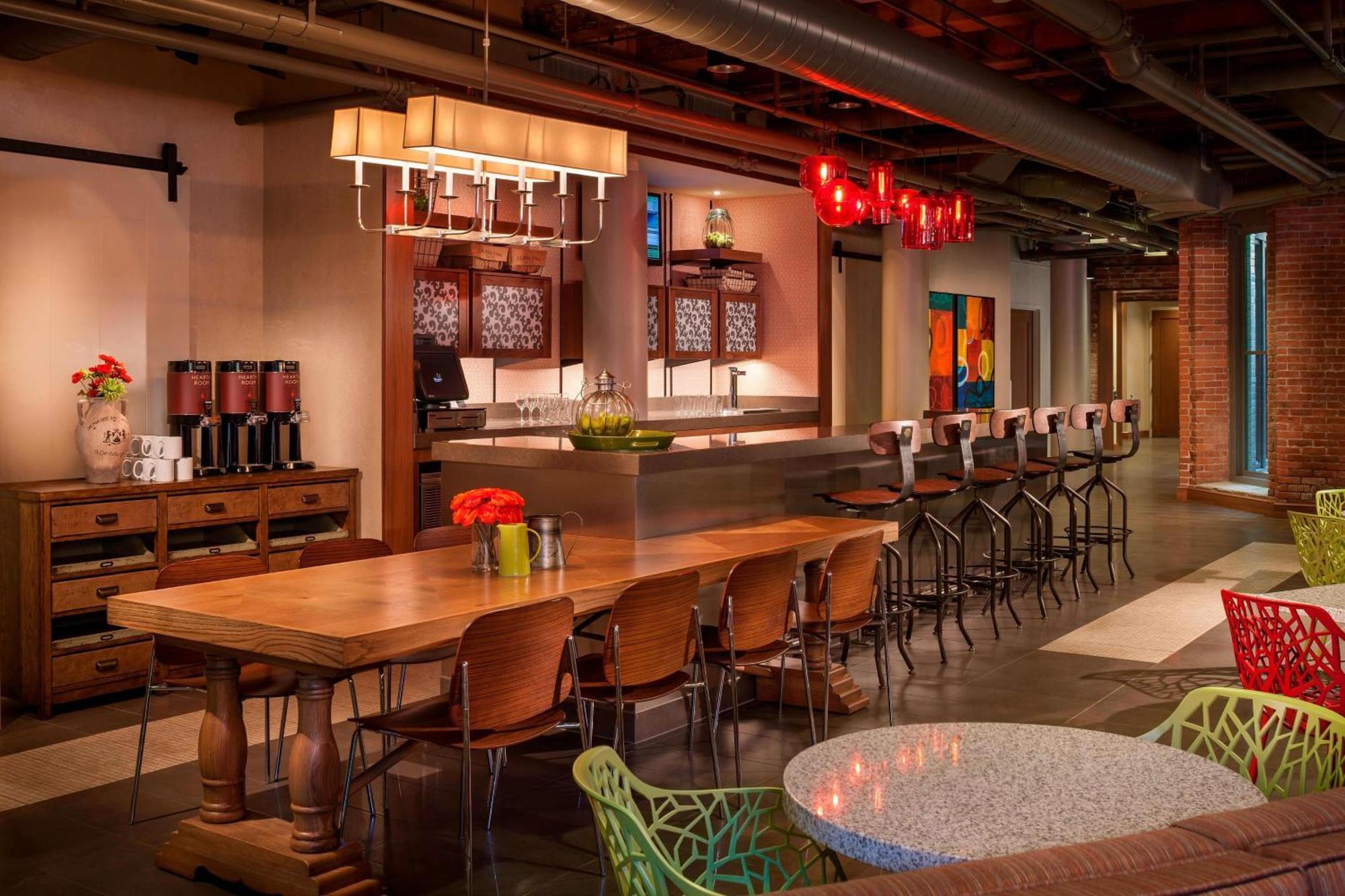 Residence Inn By Marriott Boston Downtown Seaport Bagian luar foto